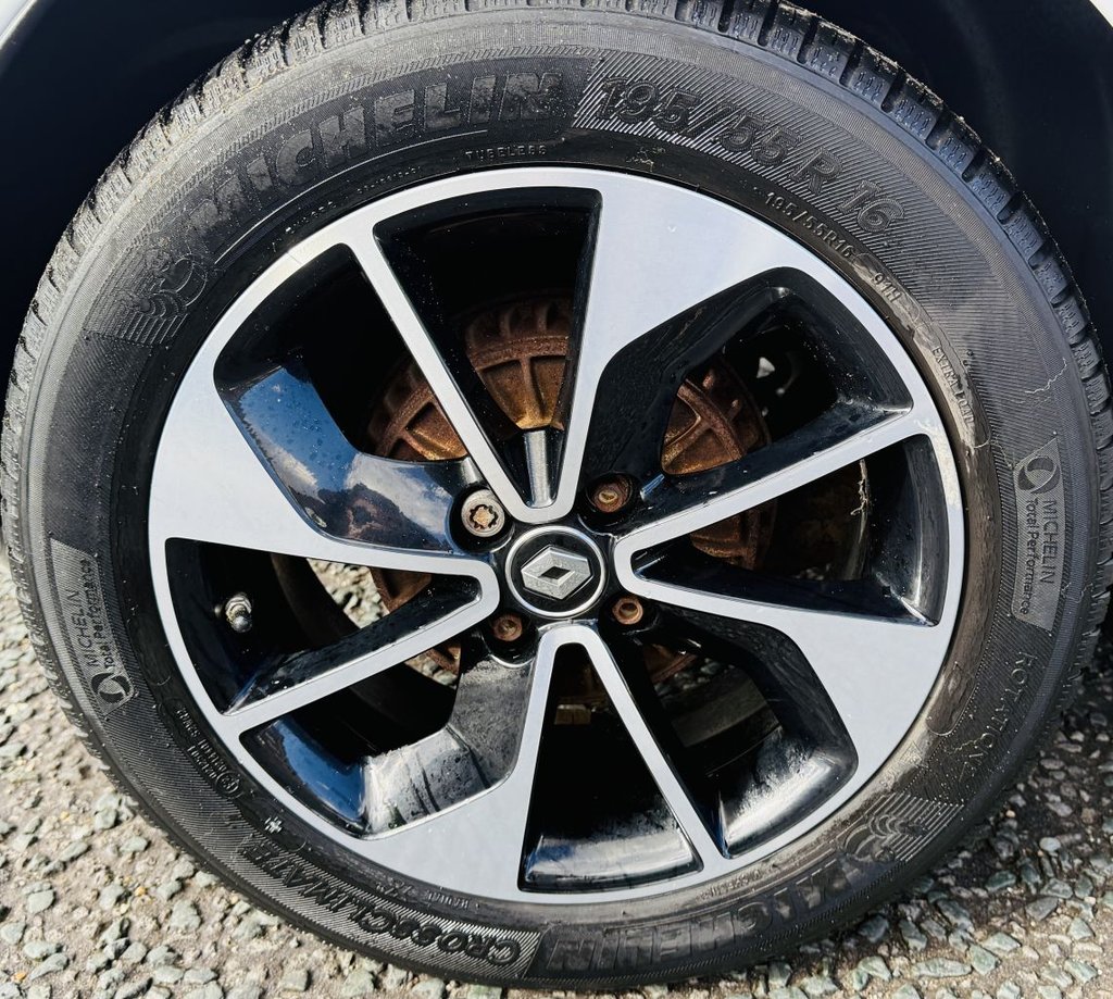 Used Renault Zoe 2017 for sale - 75937402: Photo 30