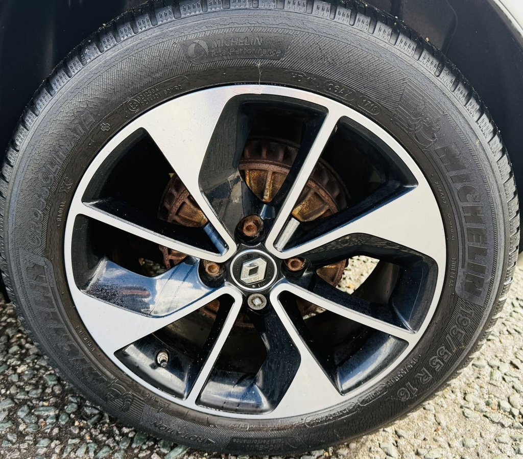 Used Renault Zoe 2017 for sale - 75937402: Photo 31