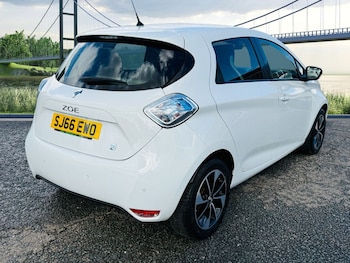 Used Renault Zoe 2017 for sale - 75937402: Photo