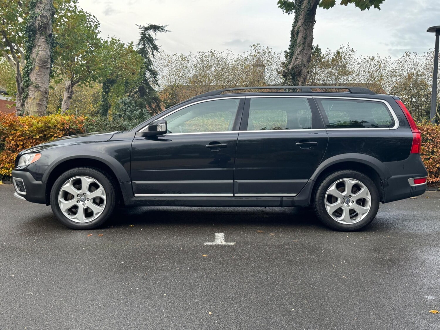 Used Volvo XC70 2011 for sale - 78224420: Photo 5