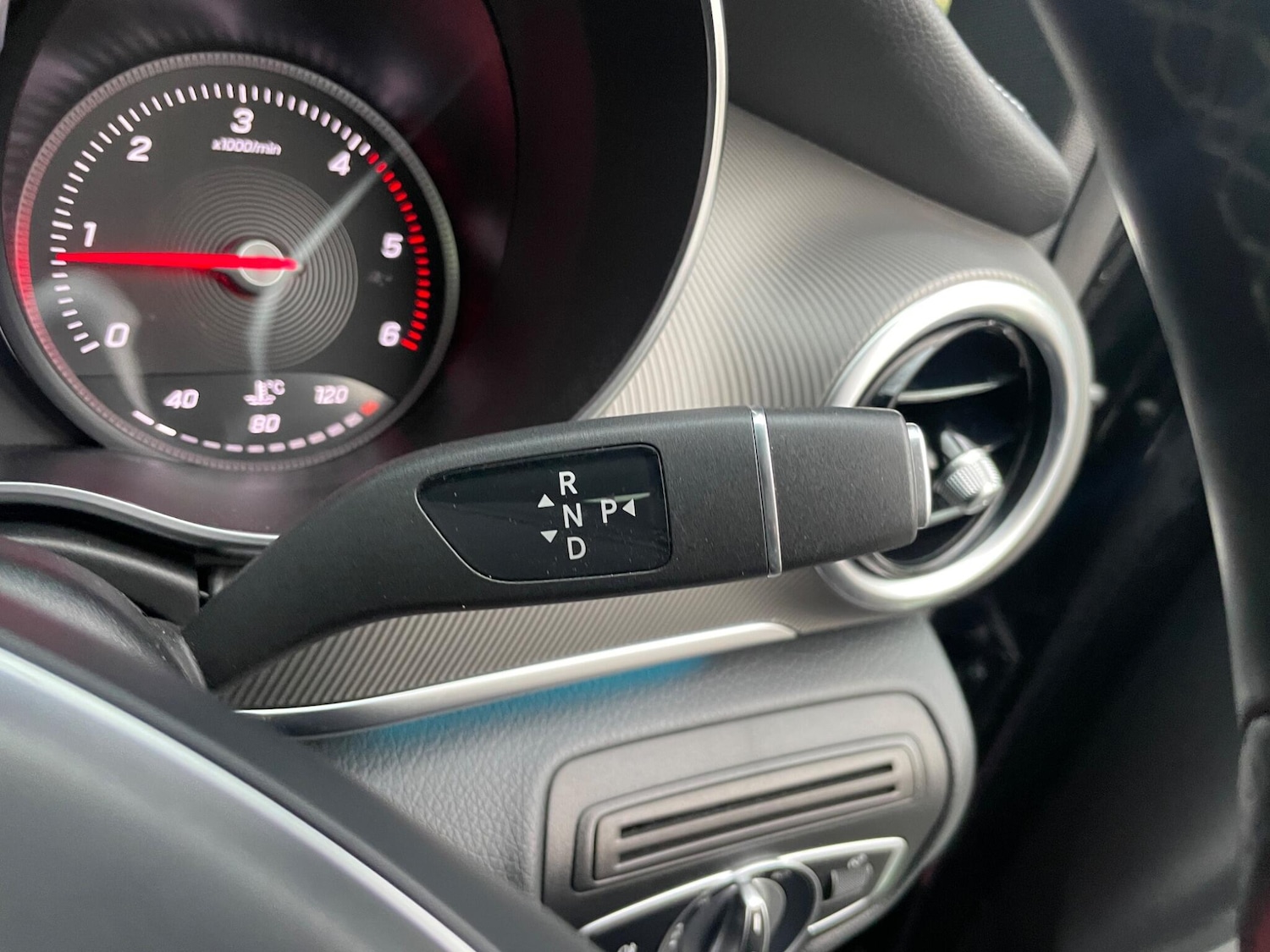 Used Mercedes-Benz V-Class 2018 for sale - 78224430: Photo 29