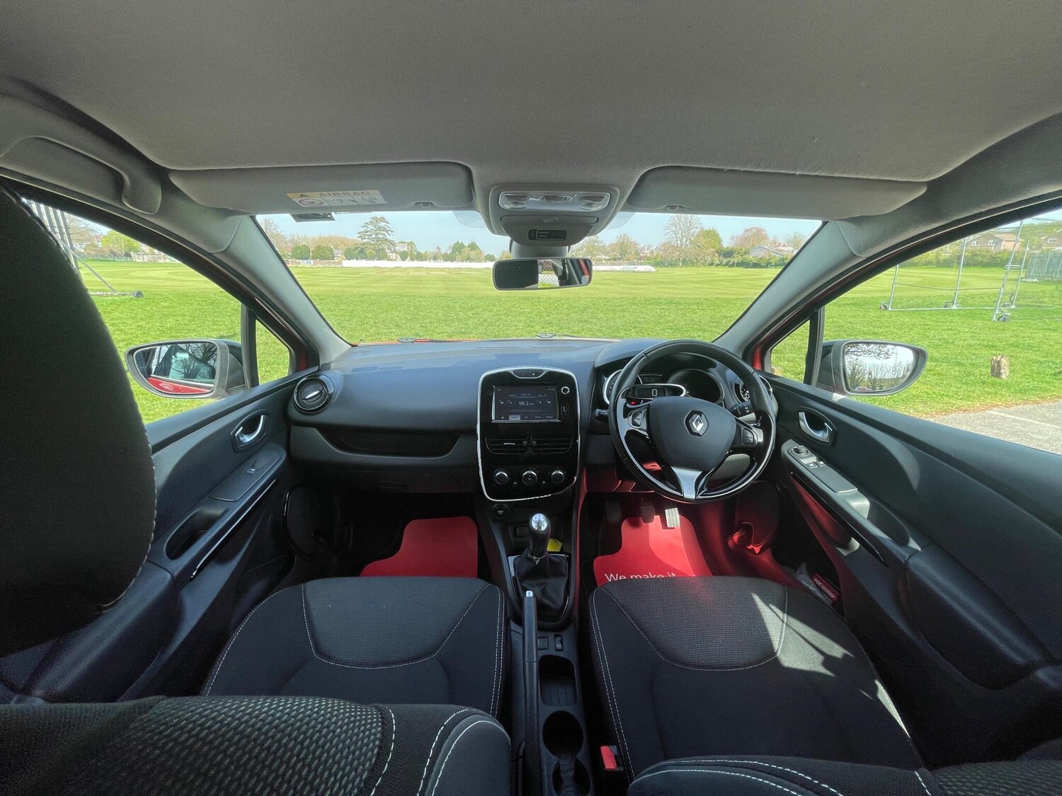 Used Renault Clio 2015 for sale - 78224415: Photo 11