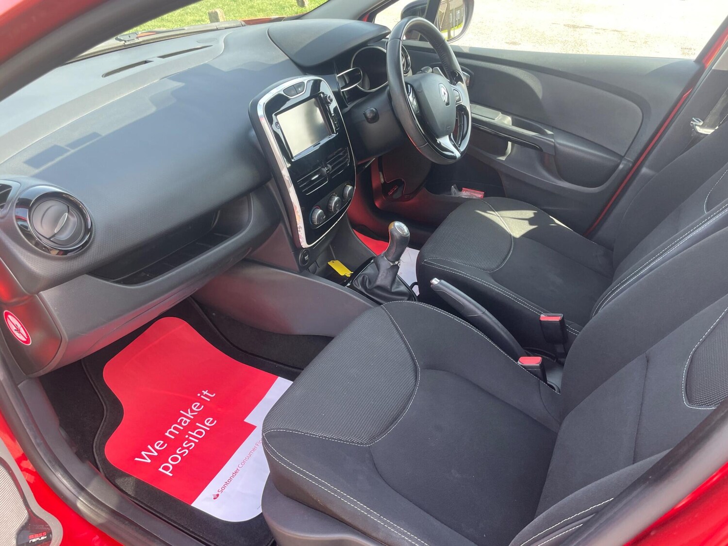 Used Renault Clio 2015 for sale - 78224415: Photo 12