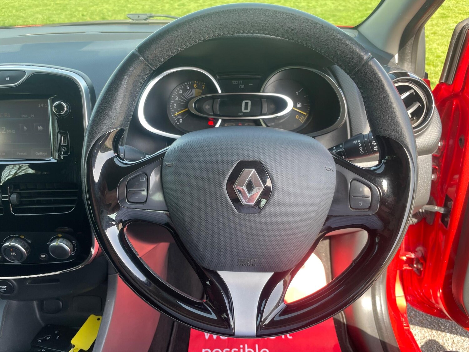 Used Renault Clio 2015 for sale - 78224415: Photo 24