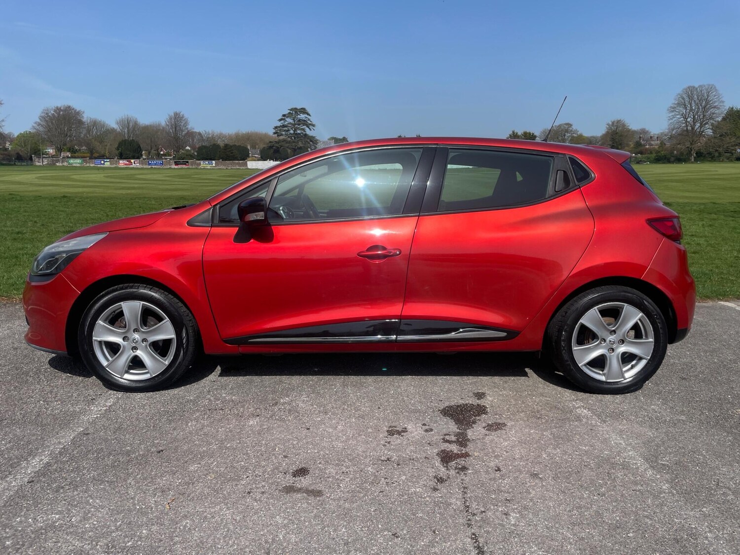 Used Renault Clio 2015 for sale - 78224415: Photo 3