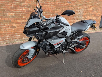 Used Yamaha MT-10 2019 for sale - bike-78224435: Photo