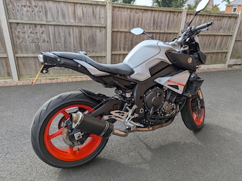 Used Yamaha MT-10 2019 for sale - bike-78224435: Photo