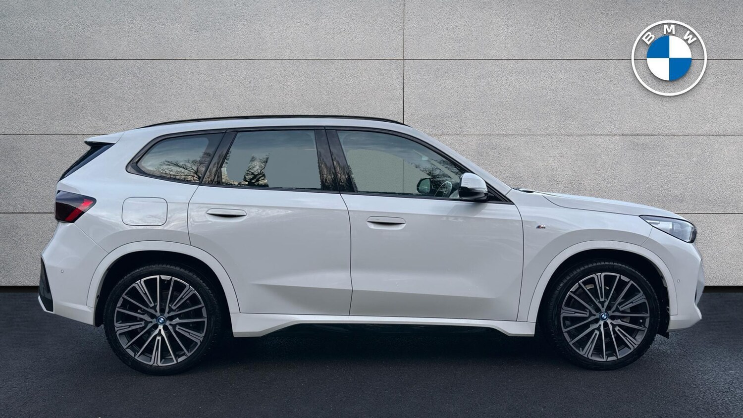 Used BMW iX1 2023 for sale - 77604669: Photo 6