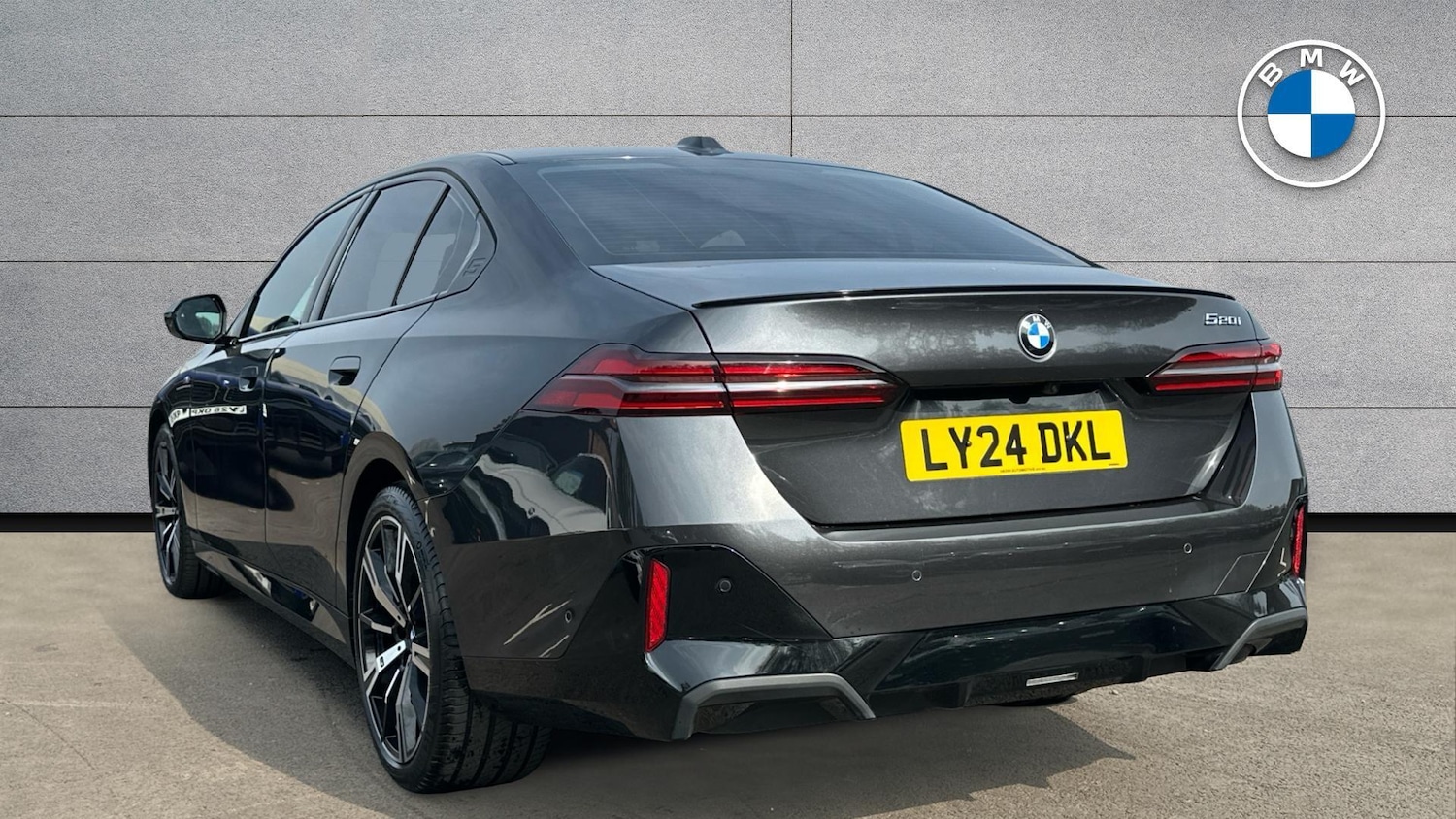 Used BMW 5 Series for sale - 78034208: Photo 2