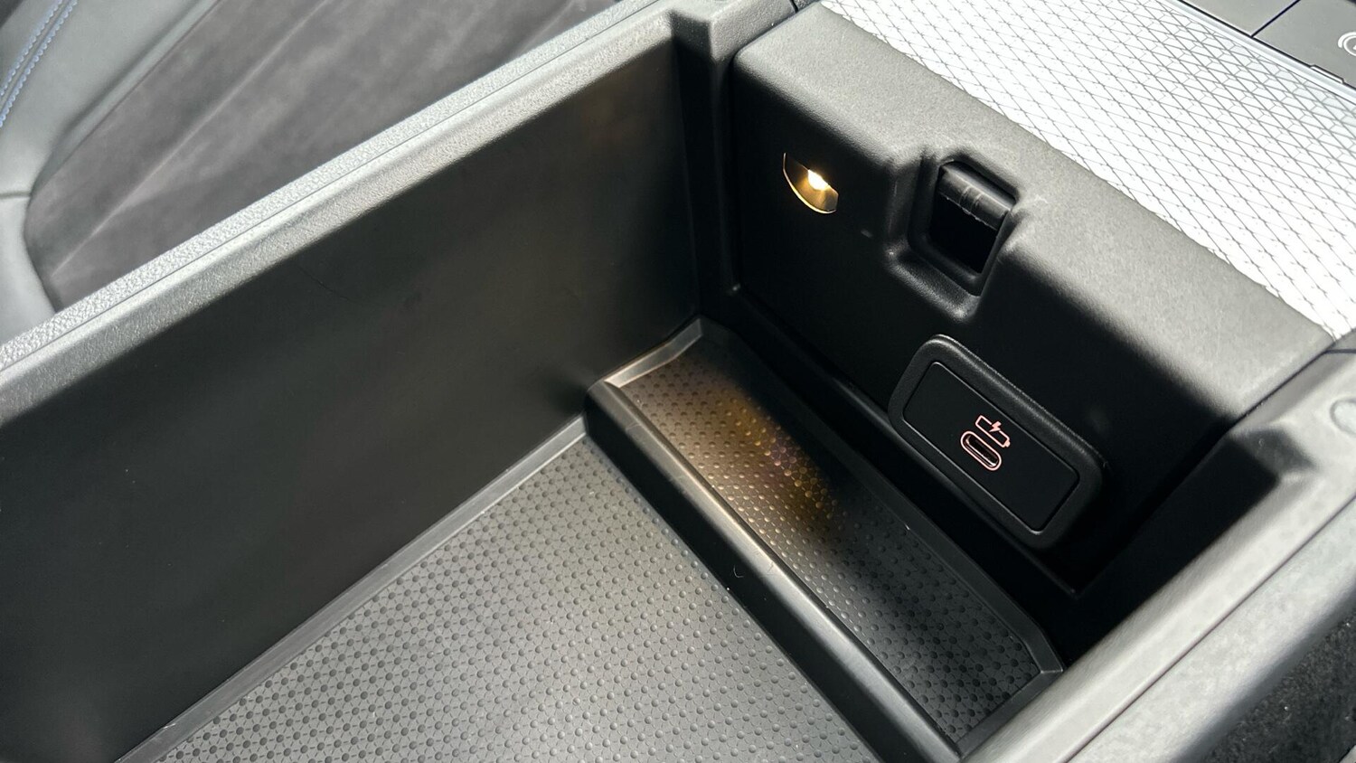 Used BMW 3 Series for sale - 78034136: Photo 29