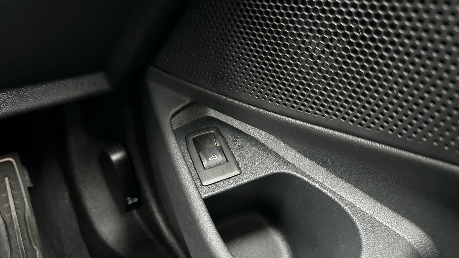 Used BMW 3 Series for sale - 78034136: Photo 32