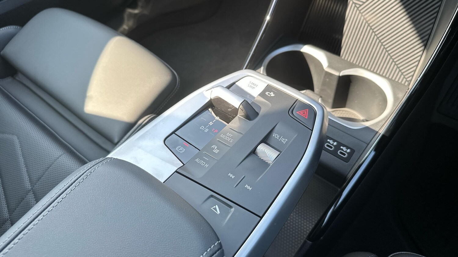 Used BMW iX2 2025 for sale - 77604612: Photo 10