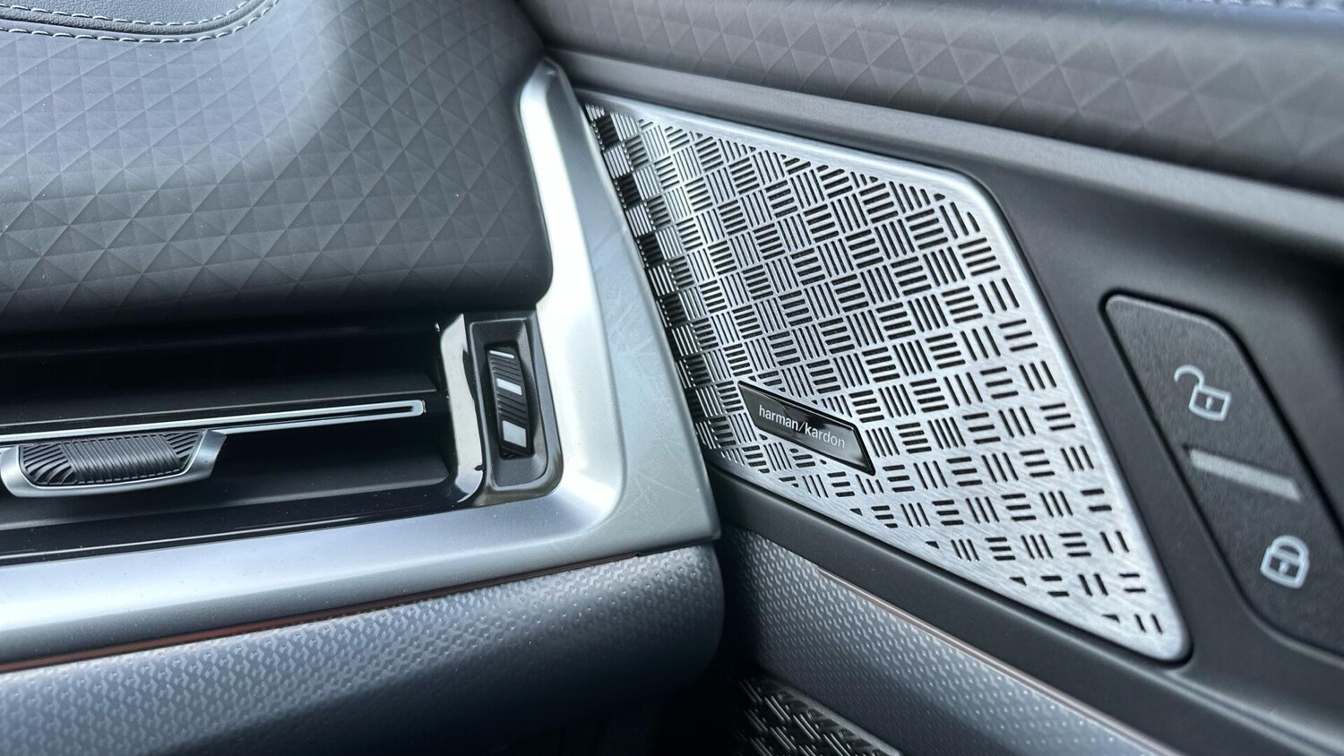 Used BMW iX2 2025 for sale - 77604612: Photo 19