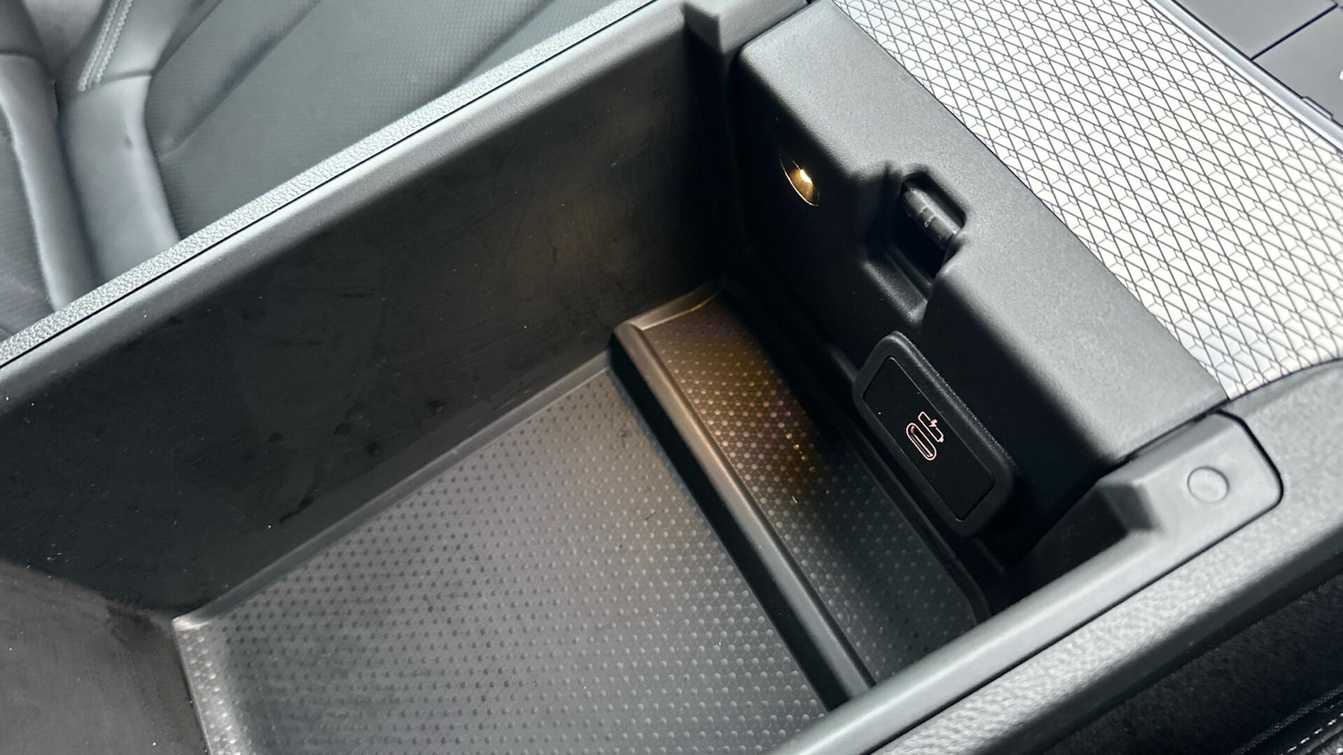 Used BMW 3 Series 2025 for sale - 77604681: Photo 40