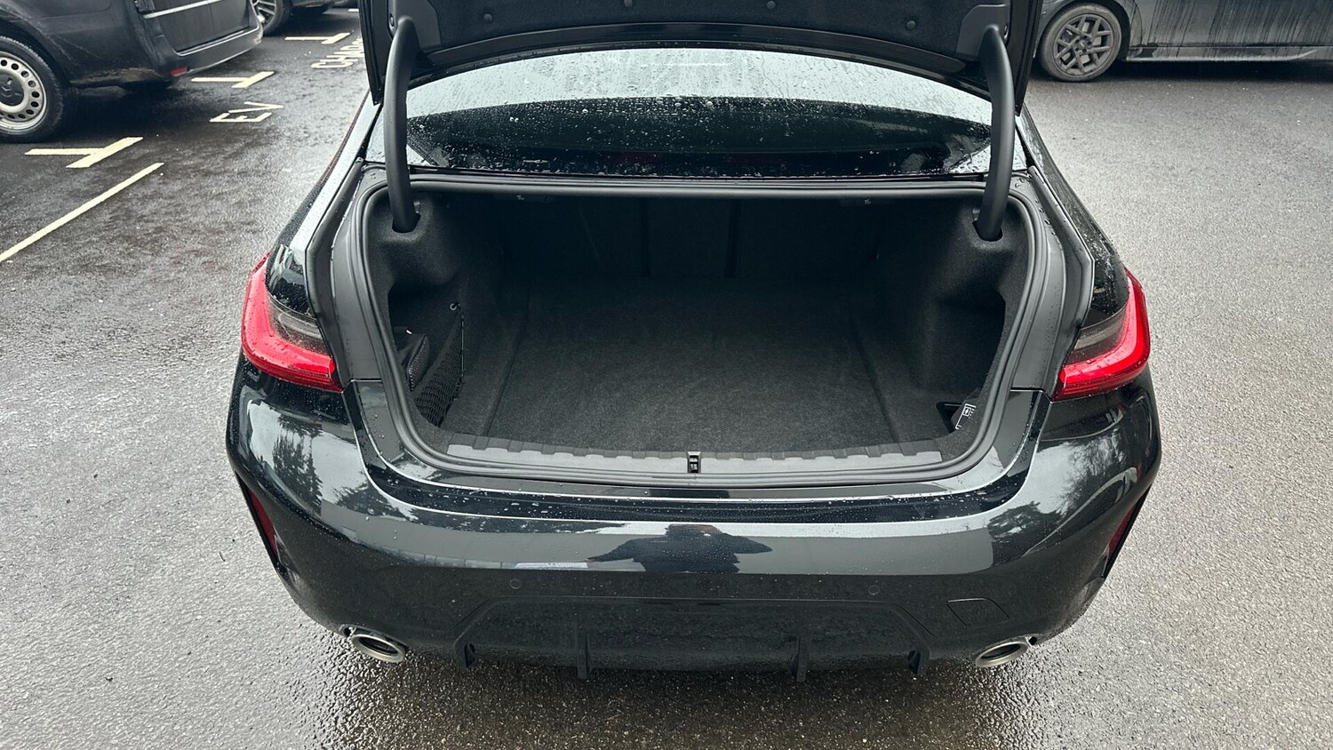 Used BMW 3 Series 2024 for sale - 77604616: Photo 13