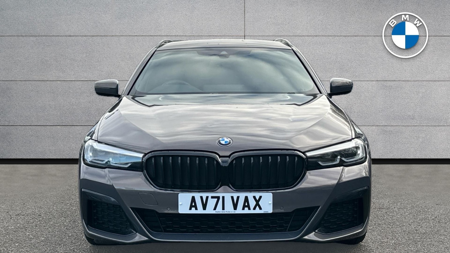 Used BMW 5 Series 2022 for sale - 78204042: Photo 2