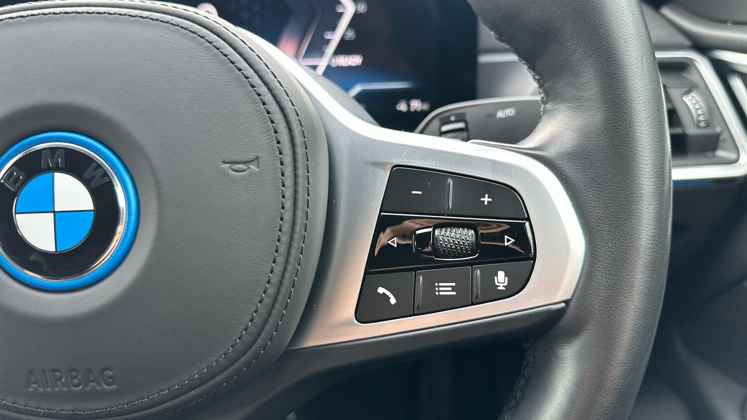 Used BMW i4 2024 for sale - 77604660: Photo 18