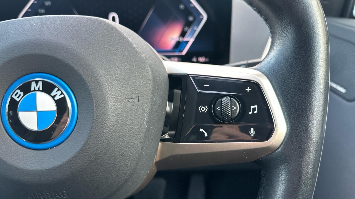 Used BMW iX 2022 for sale - 77604594: Photo 17