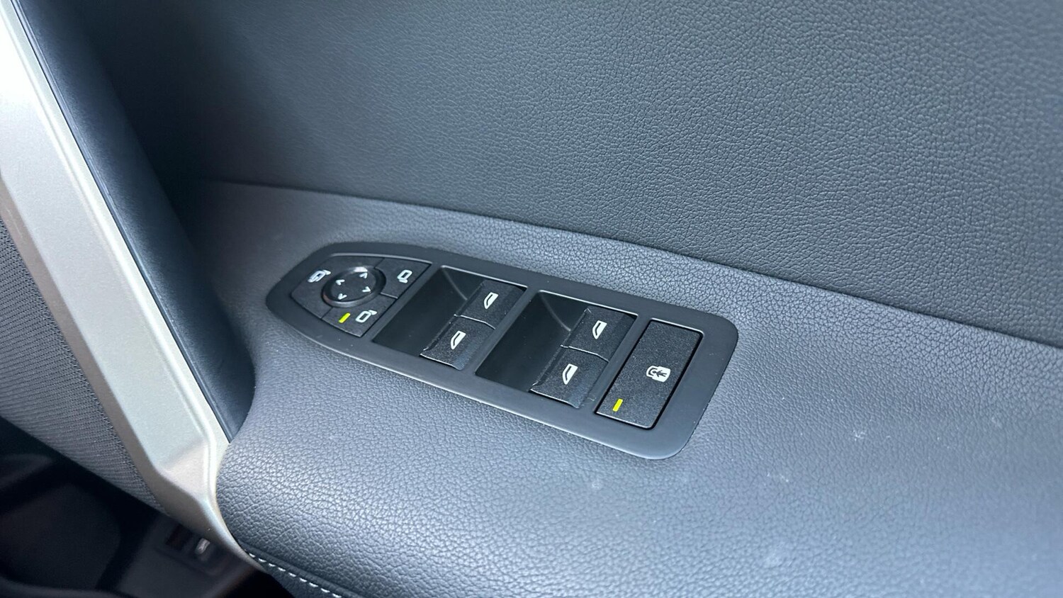 Used BMW iX 2022 for sale - 77604594: Photo 18