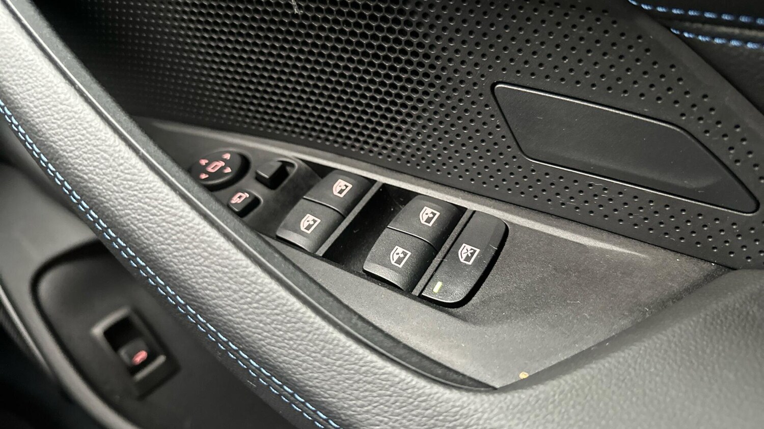 Used BMW i4 for sale - 77604656: Photo 42