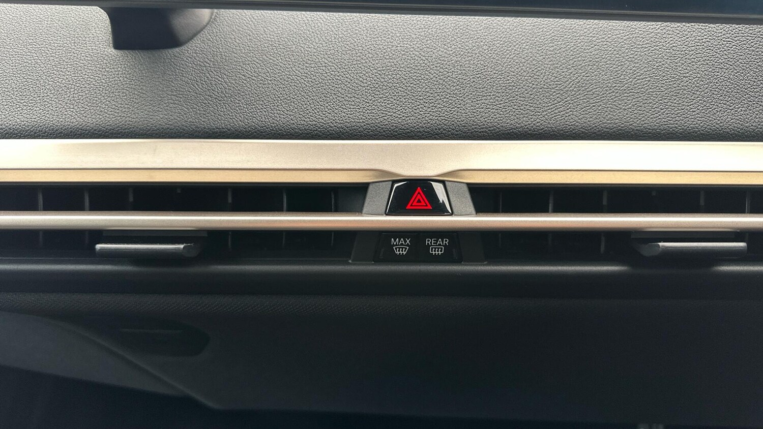 Used BMW iX 2022 for sale - 77604570: Photo 25