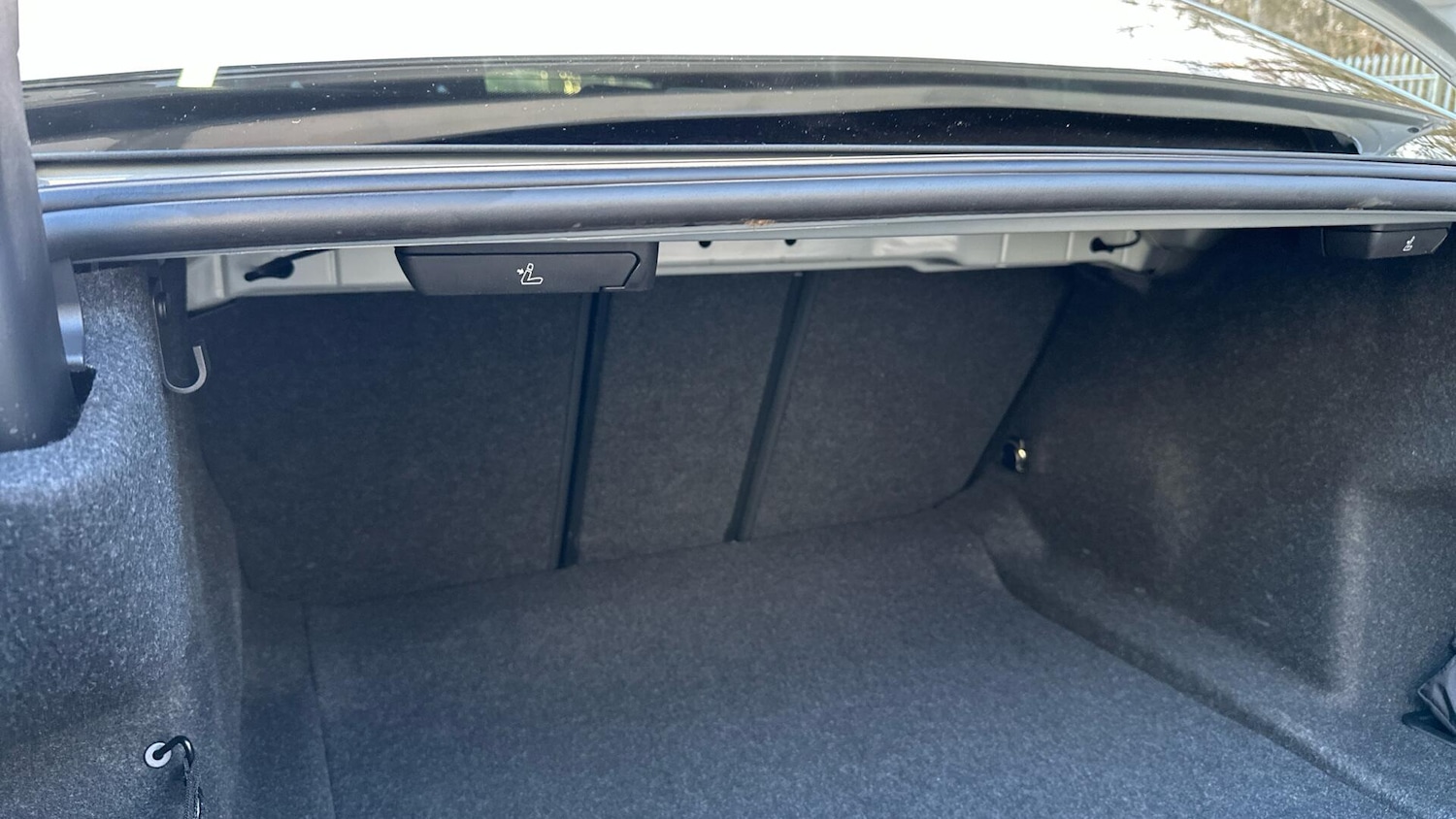 Used BMW 3 Series 2024 for sale - 77604667: Photo 38