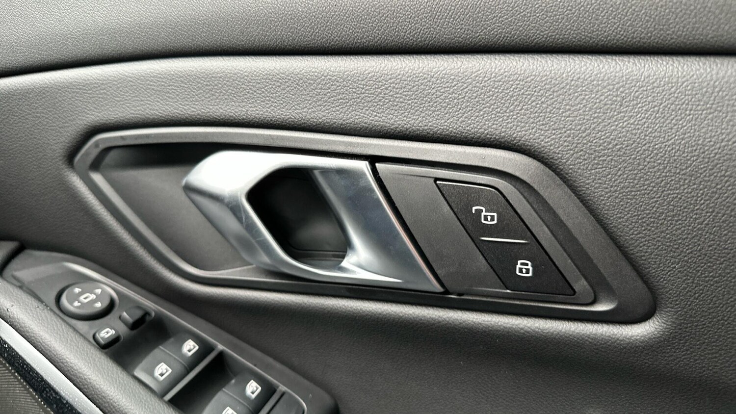 Used BMW 3 Series 2025 for sale - 77908411: Photo 32