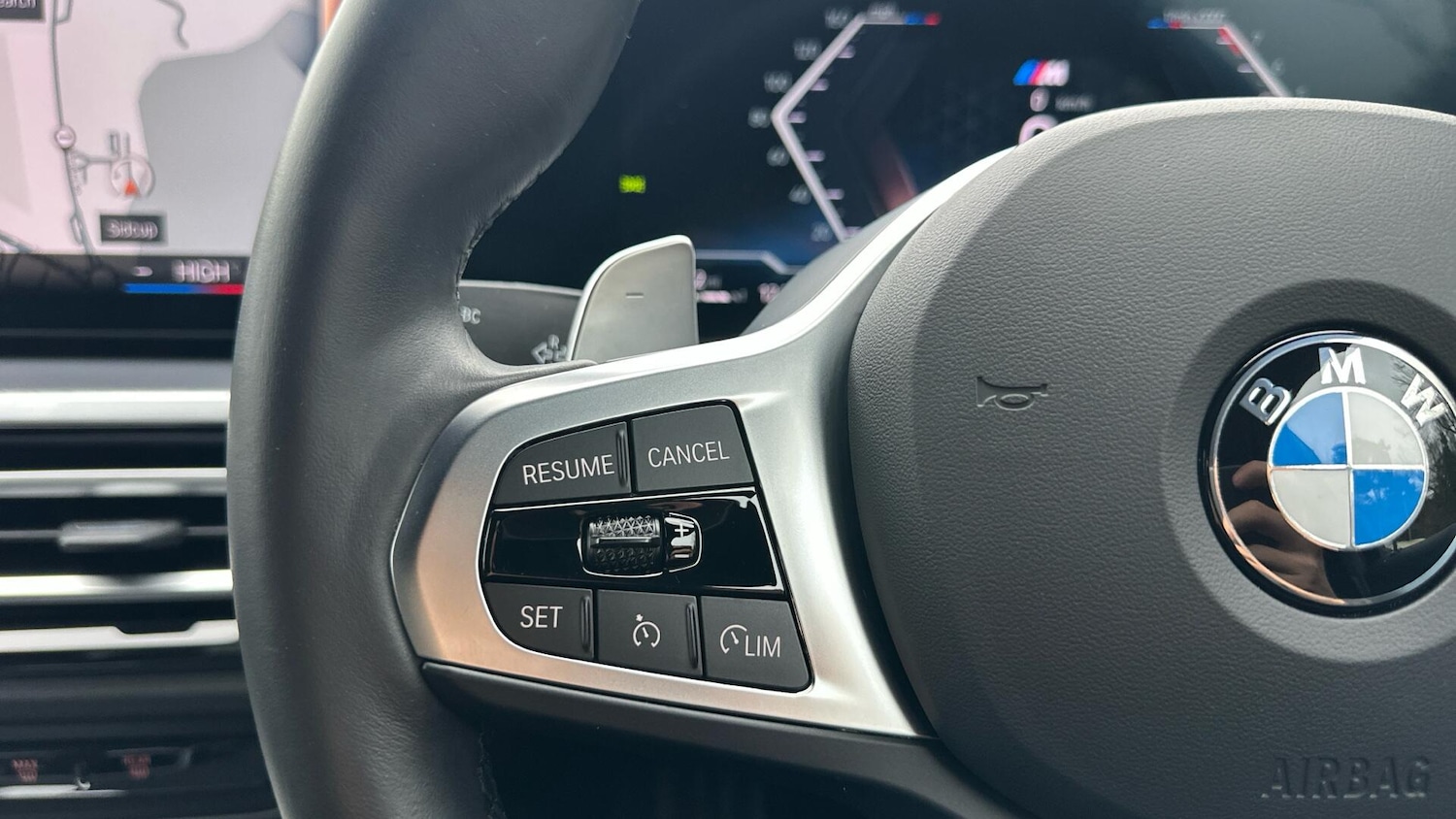 Used BMW 3 Series 2024 for sale - 77604679: Photo 17