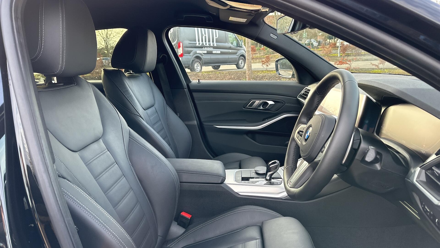 Used BMW 3 Series 2019 for sale - 77604600: Photo 11