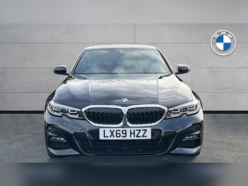 Used BMW 3 Series 2019 for sale - 77604600: Photo
