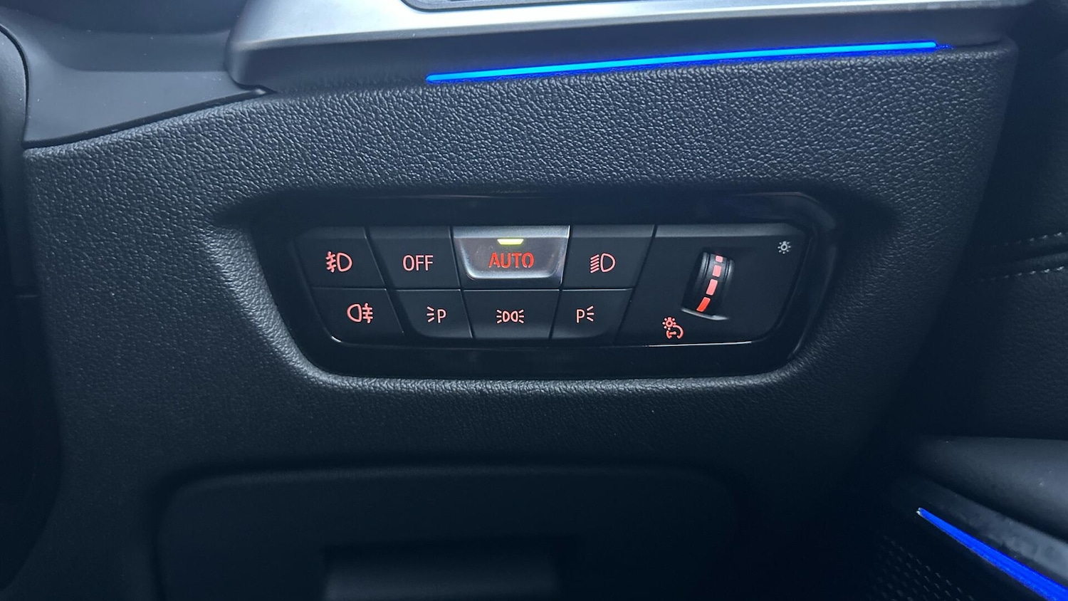 Used BMW 3 Series 2019 for sale - 77604600: Photo 30