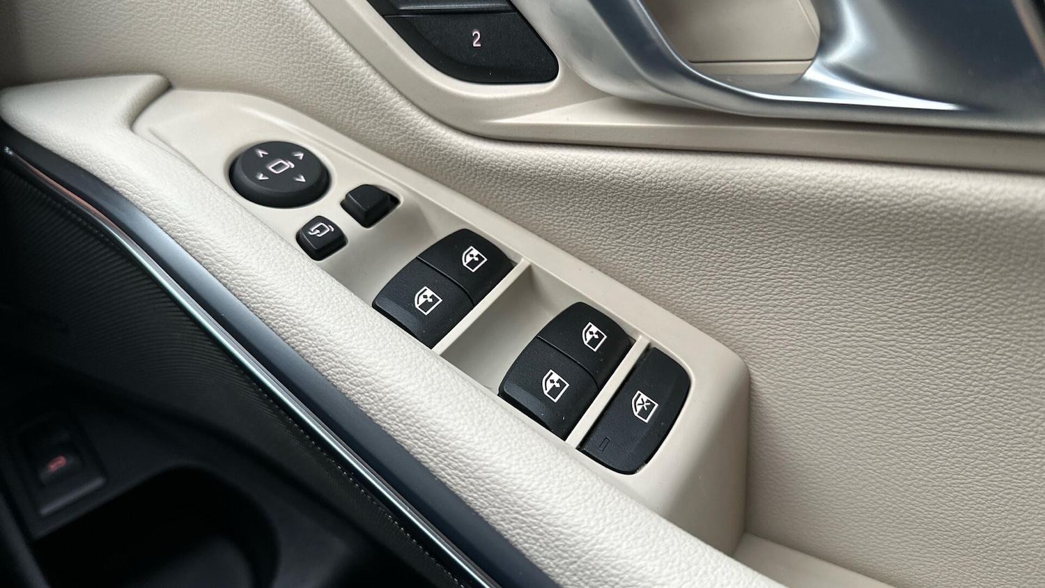 Used BMW 3 Series 2024 for sale - 77604547: Photo 32