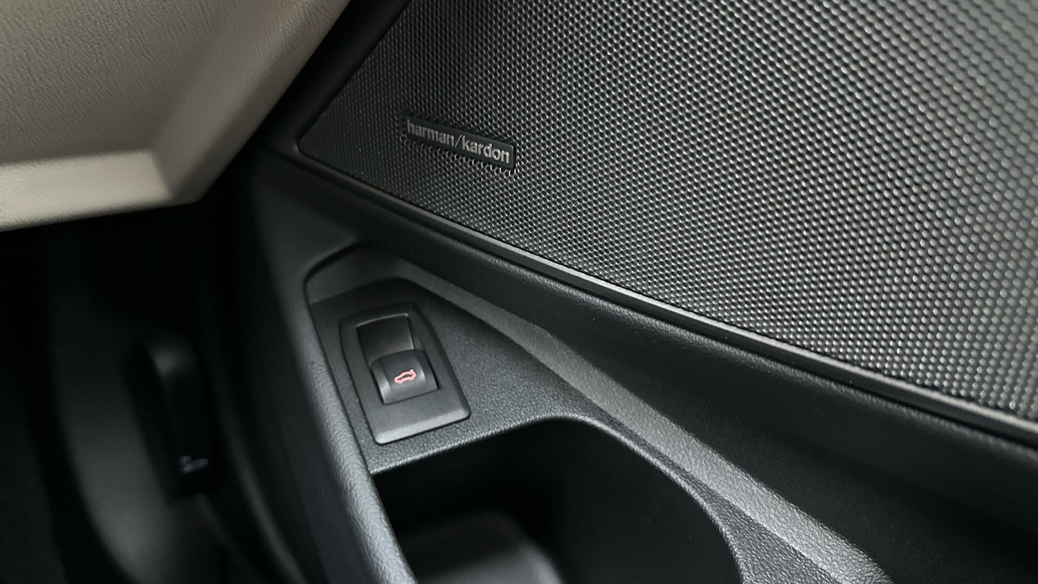 Used BMW 3 Series 2024 for sale - 77604547: Photo 34