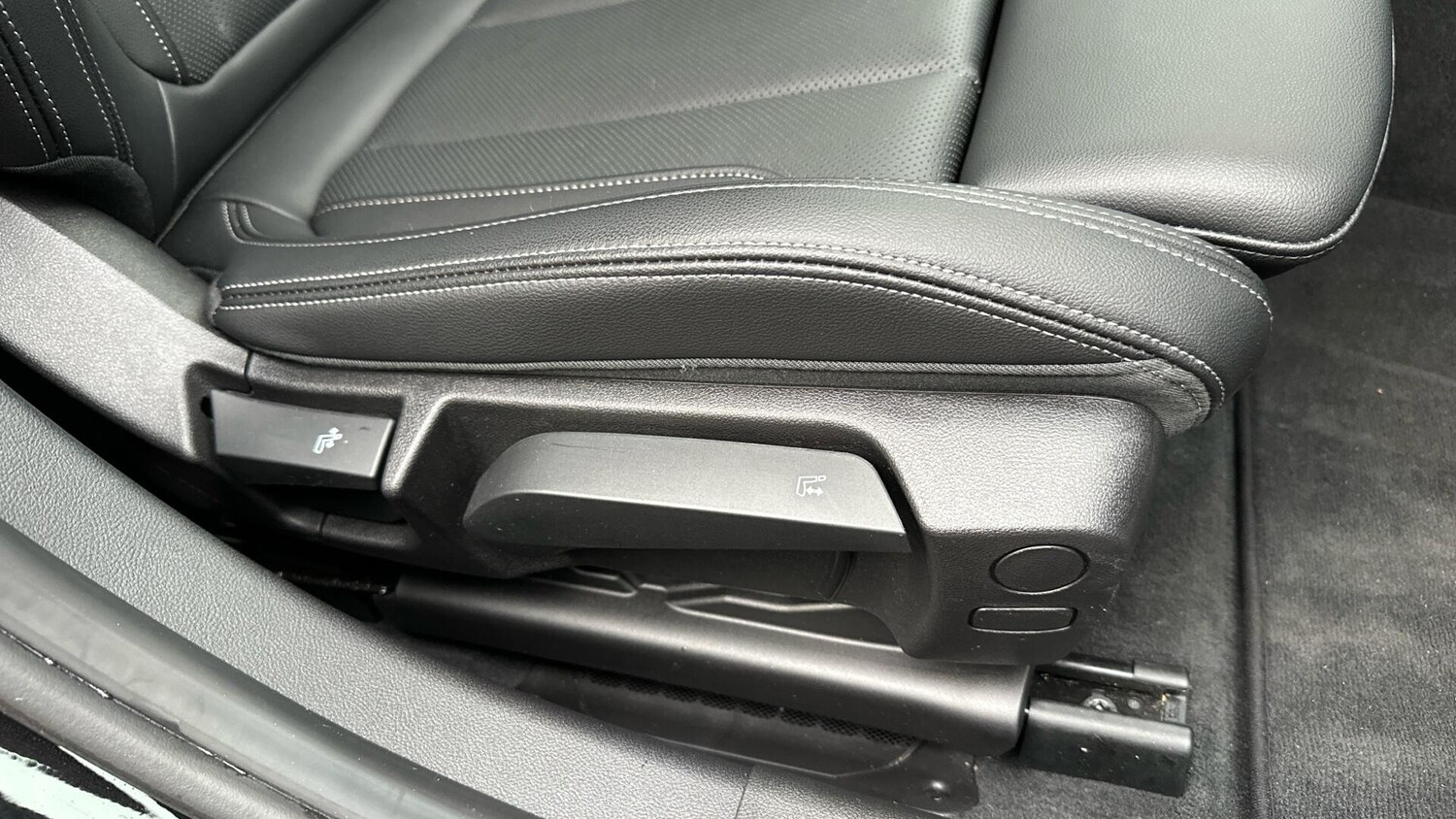 Used BMW 3 Series 2025 for sale - 77604686: Photo 42