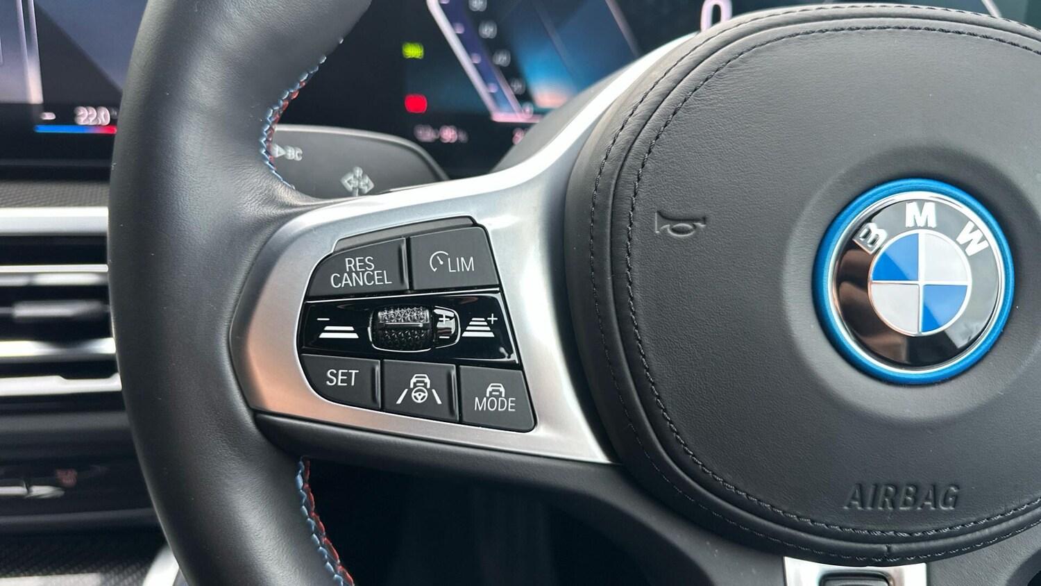 Used BMW i4 for sale - 77604582: Photo 17