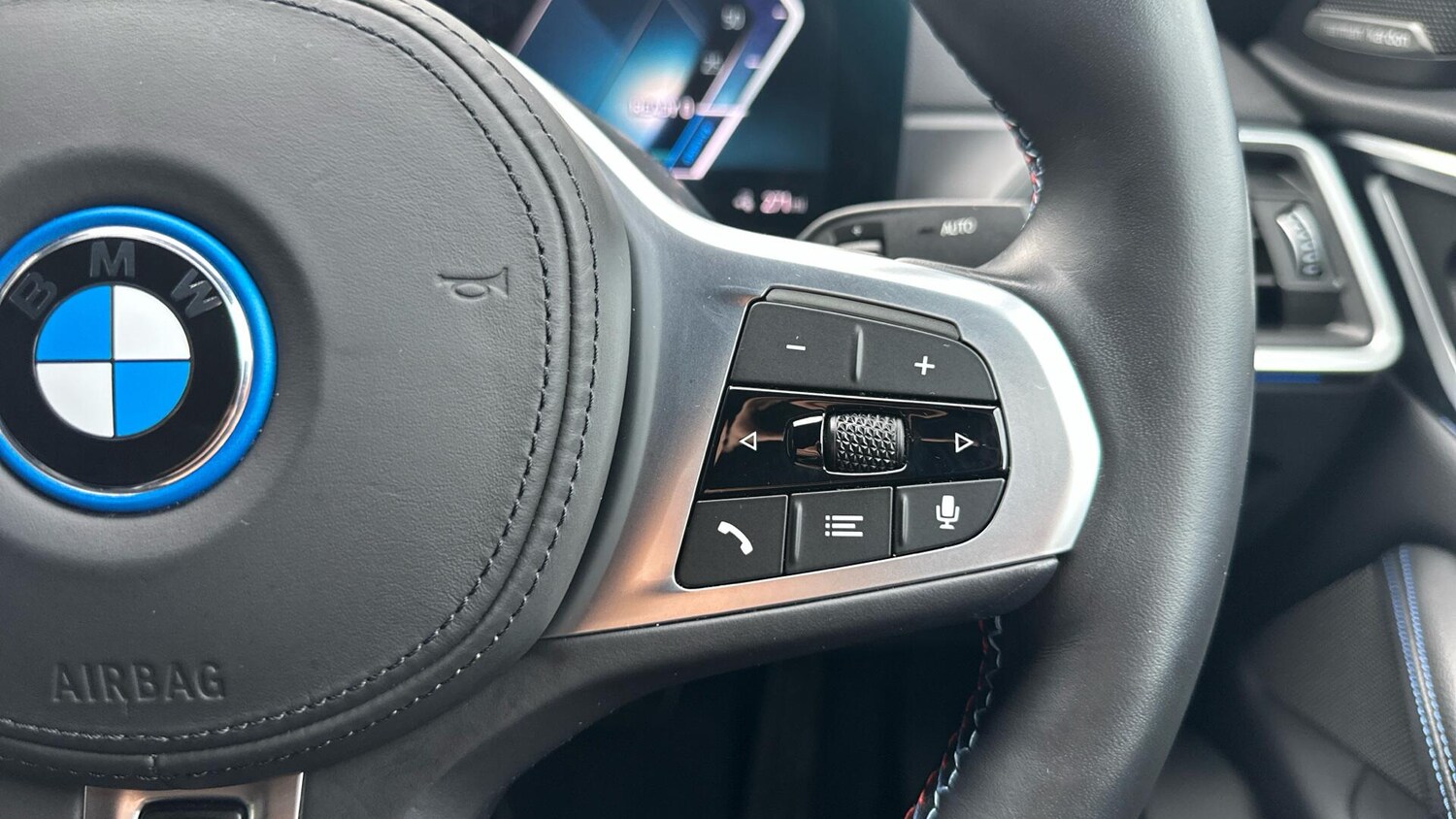 Used BMW i4 for sale - 77604582: Photo 18