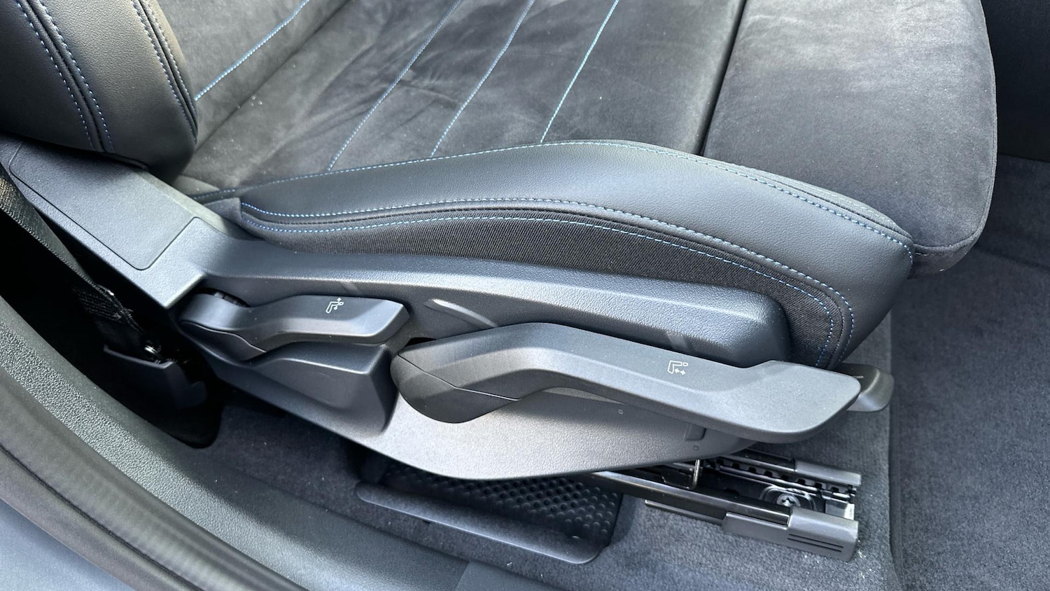 Used BMW 2 Series 2025 for sale - 77646532: Photo 11