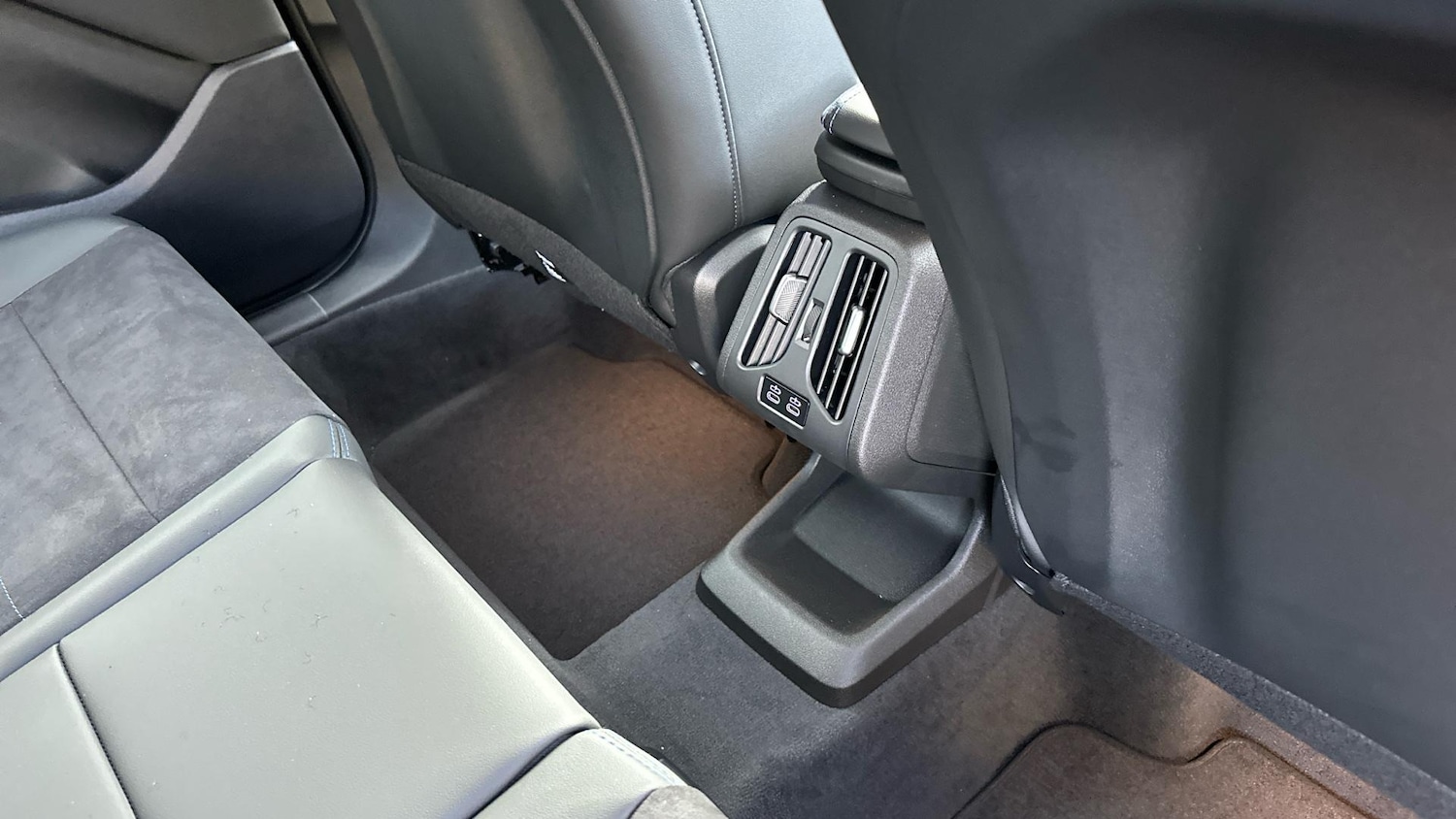 Used BMW 2 Series 2025 for sale - 77646532: Photo 39