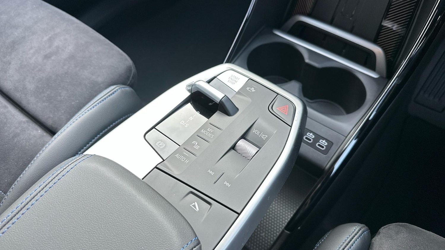 Used BMW 2 Series 2025 for sale - 77646532: Photo 9