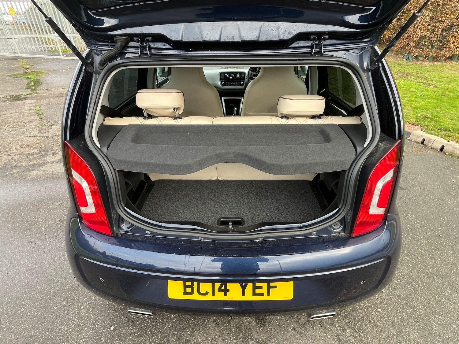 Used Volkswagen up! 2025 for sale - 77705675: Photo 12