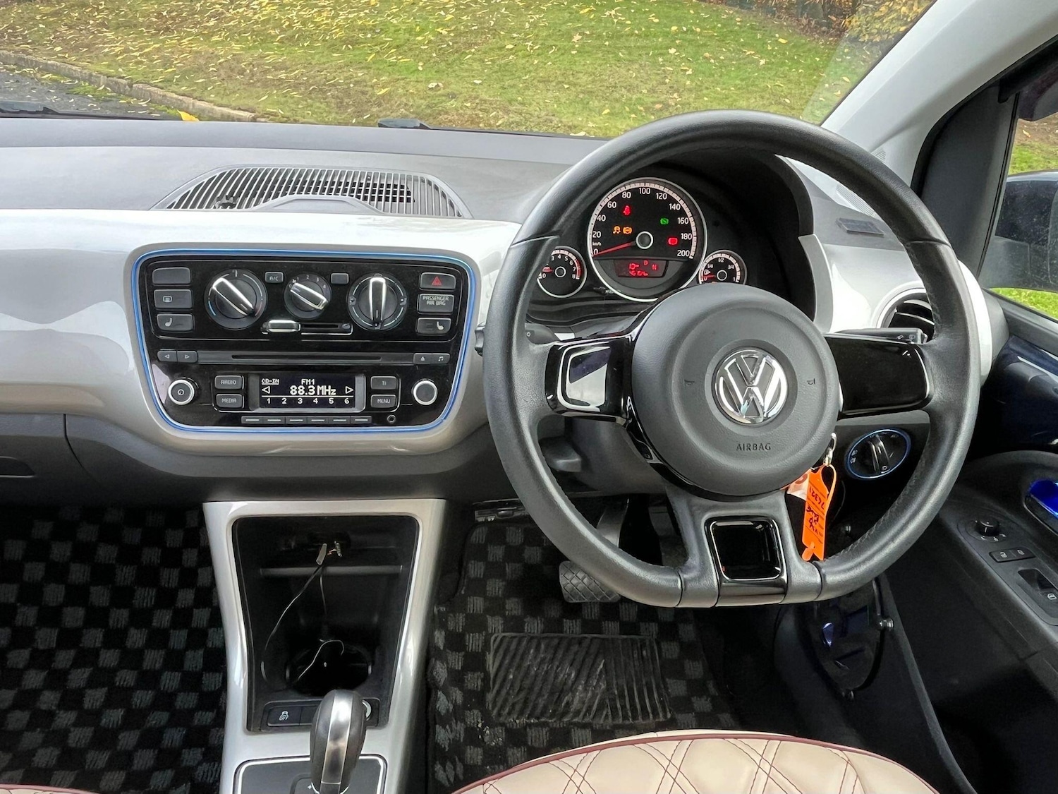 Used Volkswagen up! 2025 for sale - 77705675: Photo 18