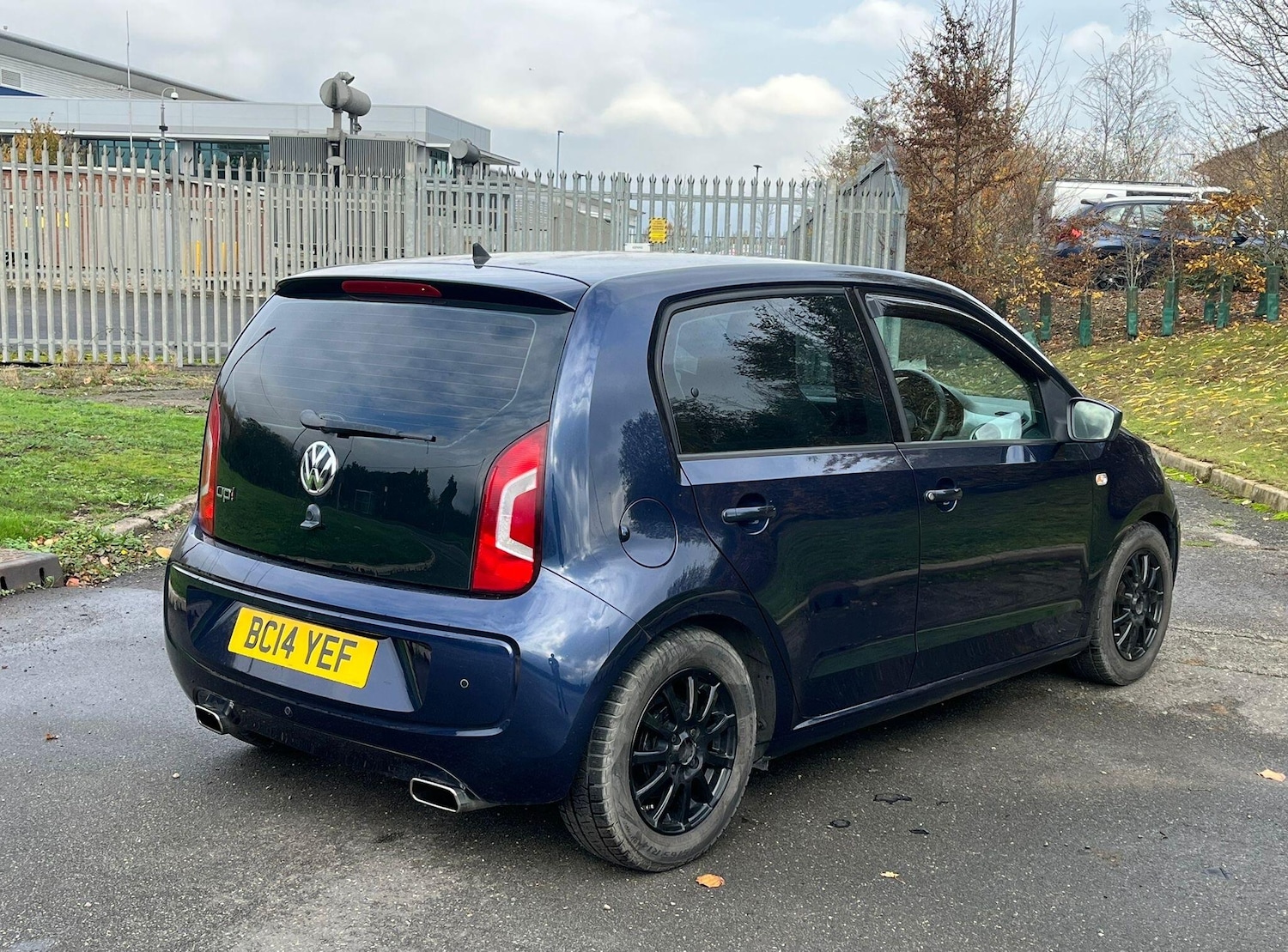 Used Volkswagen up! 2025 for sale - 77705675: Photo 5