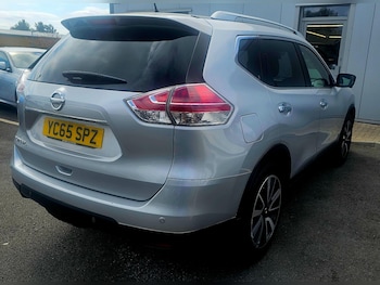Used Nissan X-Trail 2015 for sale - 79544387: Photo