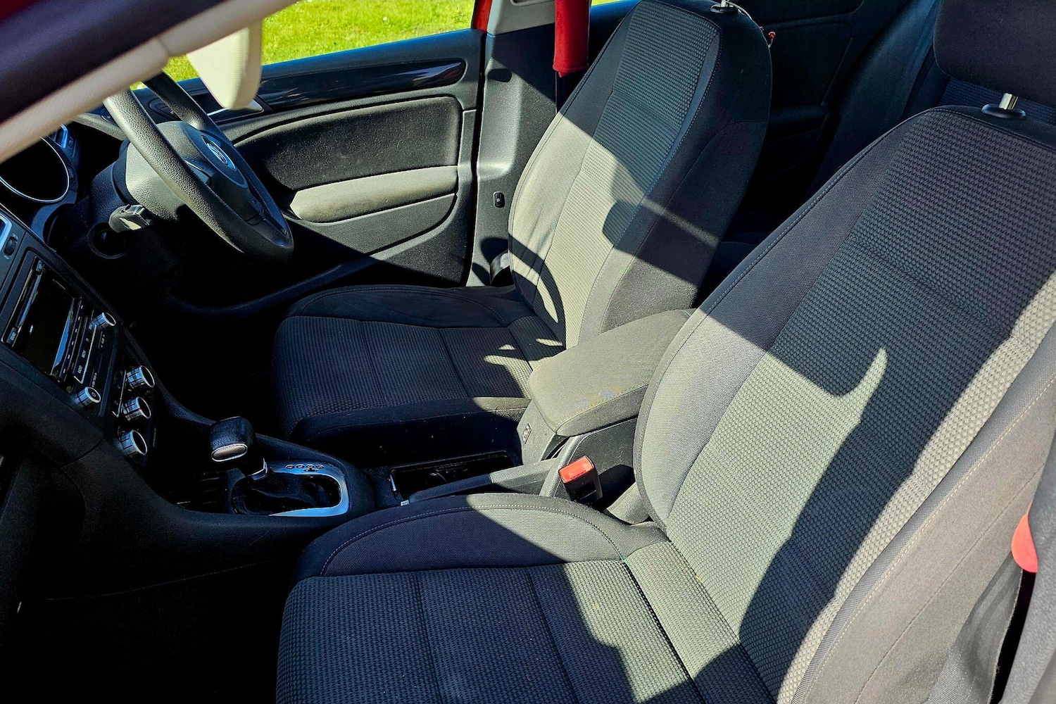 Used Volkswagen Golf 2010 for sale - 78148292: Photo 21