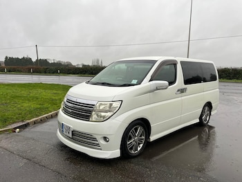 Used Nissan Elgrand 2016 for sale - 78100400: Photo