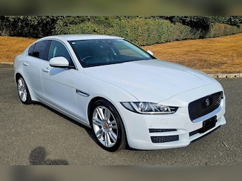 Used Jaguar XE 2016 for sale - 79475634: Photo