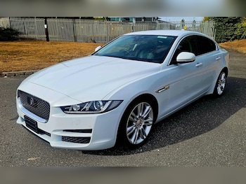 Used Jaguar XE 2016 for sale - 79475634: Photo