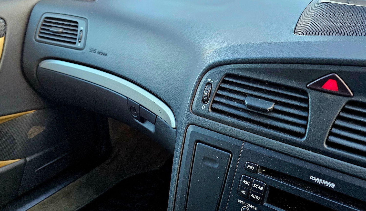 Used Volvo V70 for sale - 77704681: Photo 22