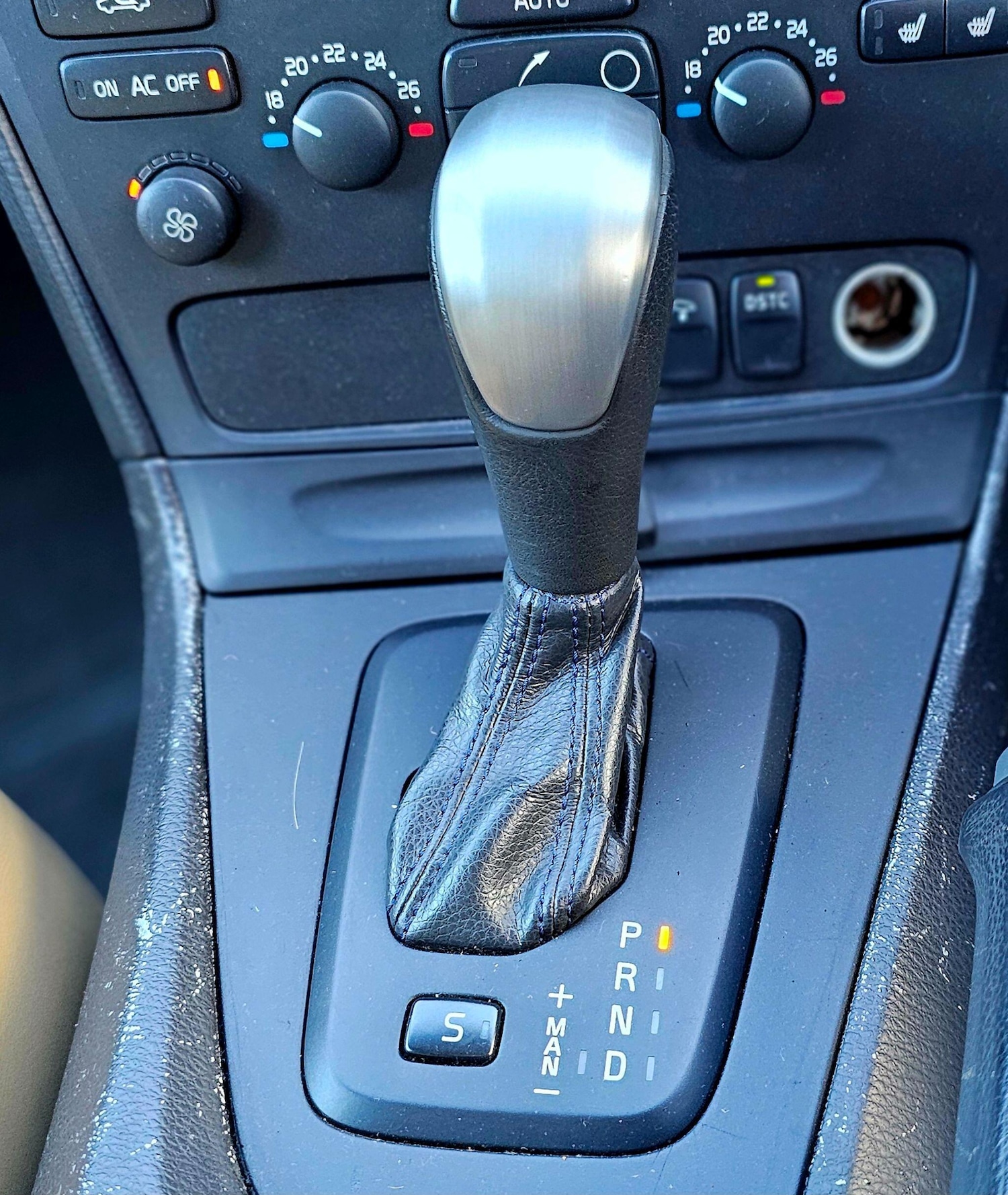 Used Volvo V70 for sale - 77704681: Photo 23