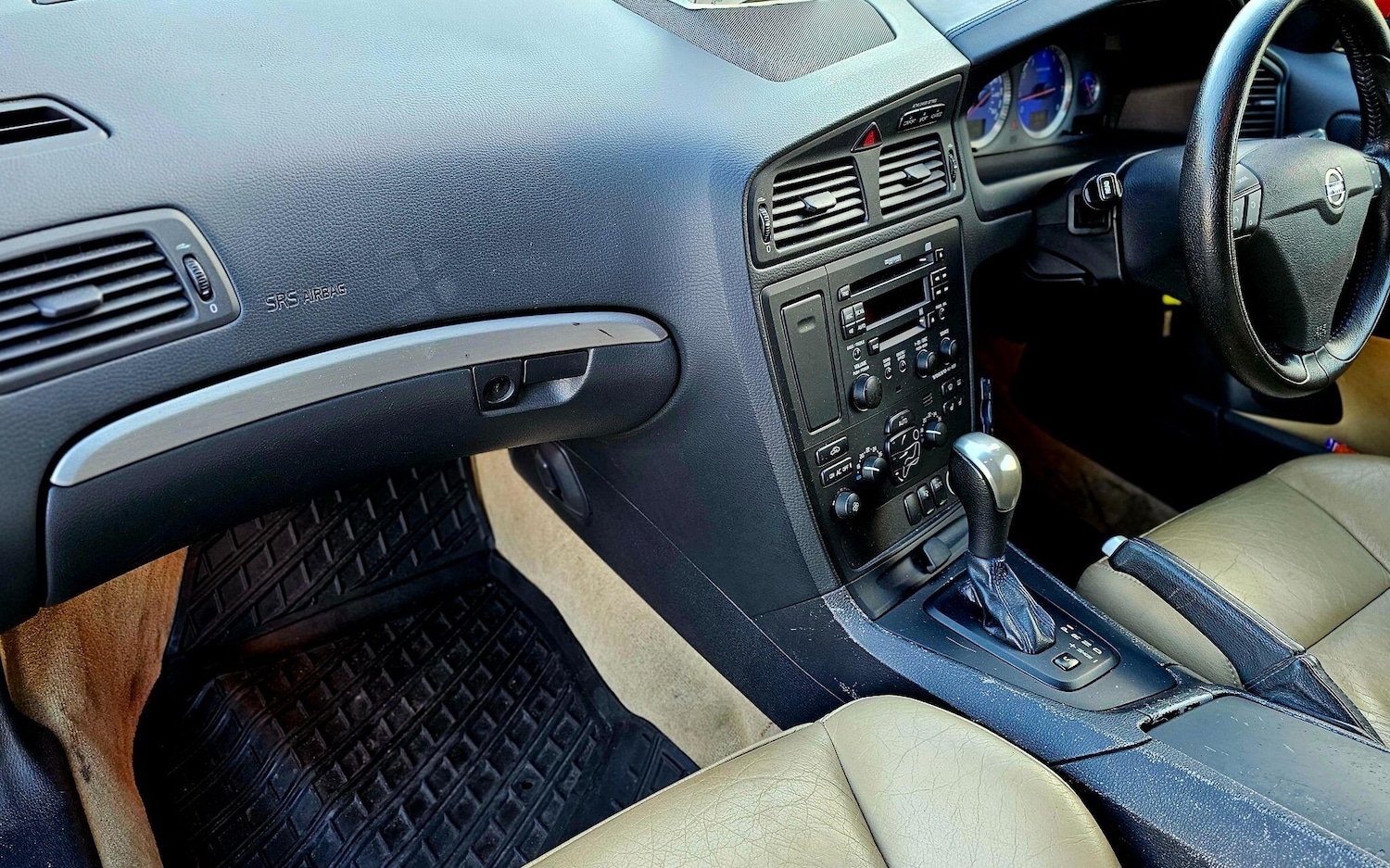 Used Volvo V70 for sale - 77704681: Photo 27